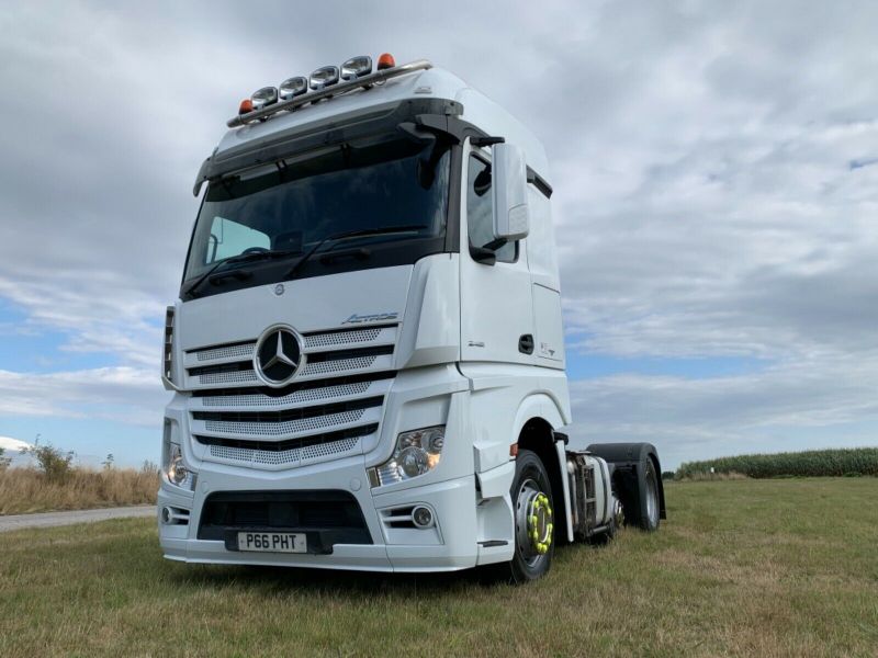 Mercedes Benz Actros 2451